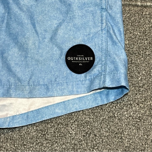 Quicksilver Volley Shorts Mens Size Medium Blue Lined Sport Drawstring Swim - Picture 8 of 10